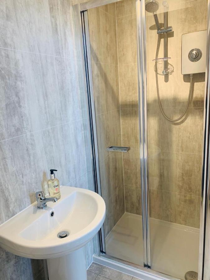 Ferry House Apartman Pembroke Dock Kültér fotó